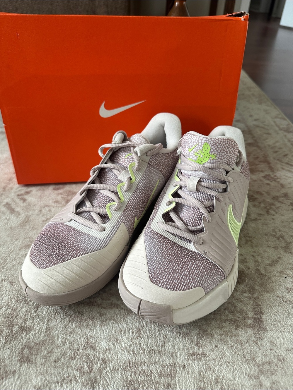 Nike Womens Zoom Tennis Court Shoe-GP Challenge Pro HC PRM